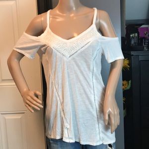 Daytrip size small white off shoulder super cute!